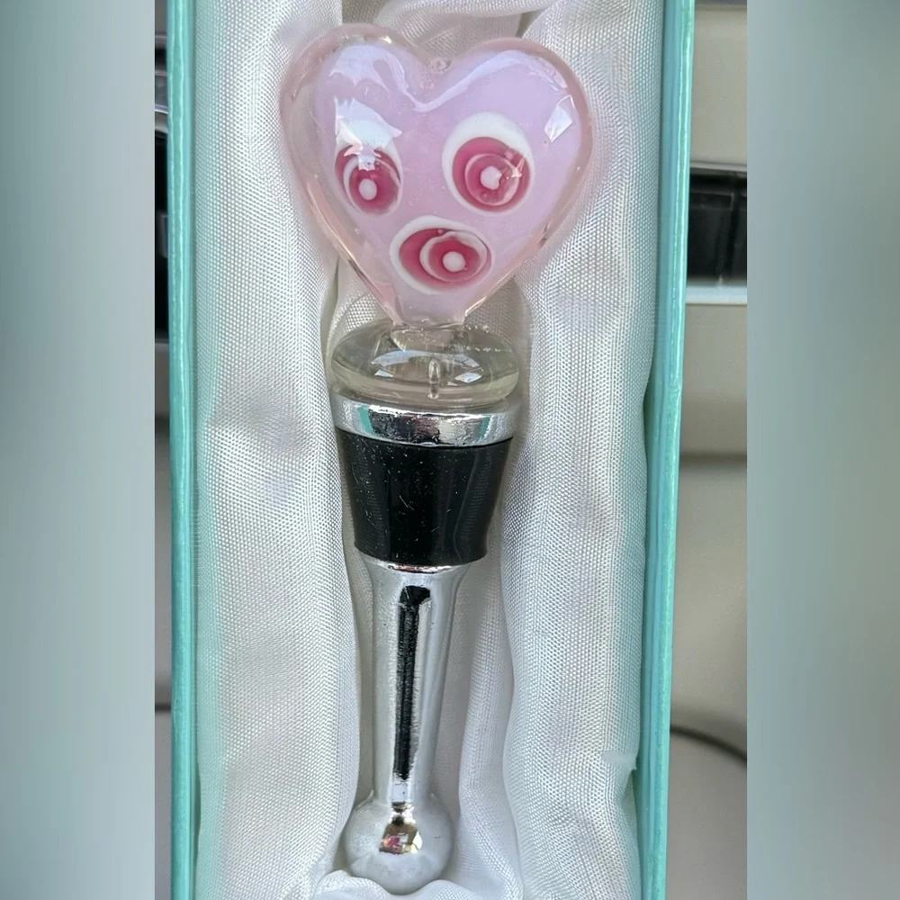 Glass Heart Wine Stopper NWOT